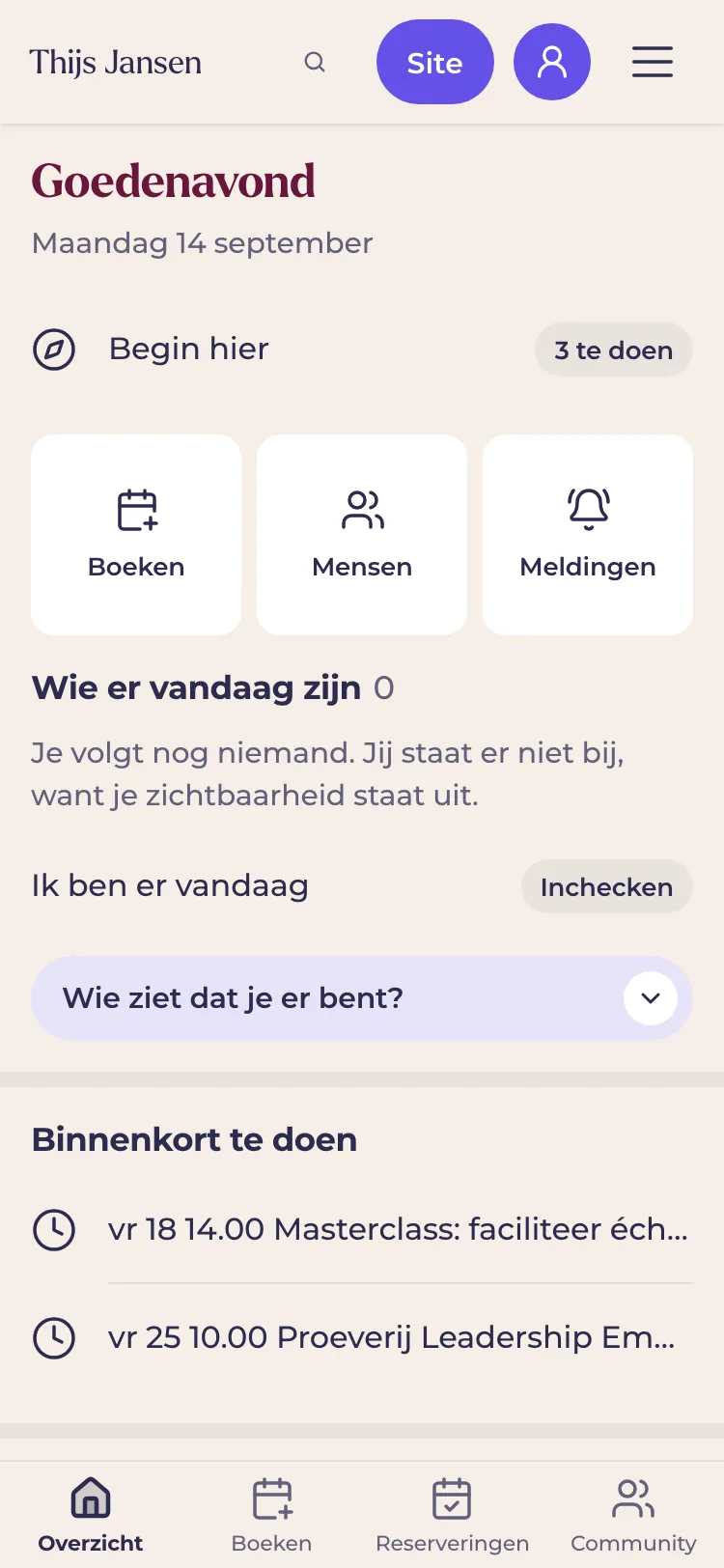 Het eigen overzicht van een lid van Wonders of Work op een telefoon, andere leden afgedekt